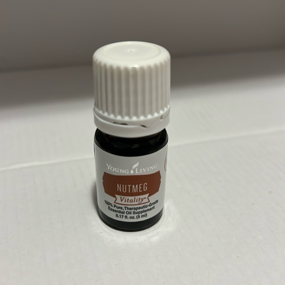 Young Living nutmeg 5ml